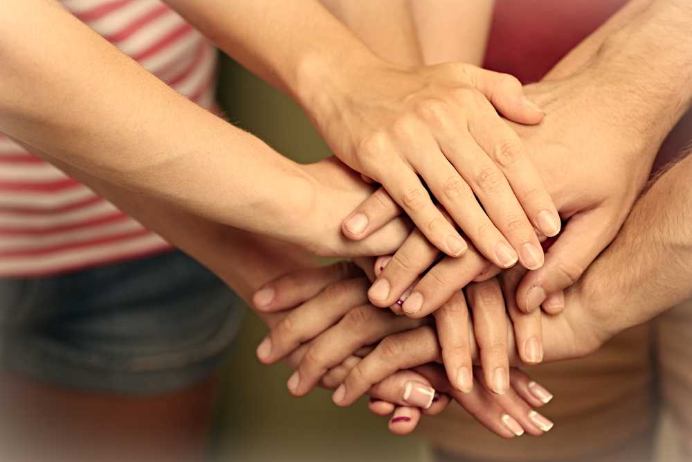 El trabajo de voluntarios como Carina Muller brinda esperanzas a los habitantes del Barrio 21-24